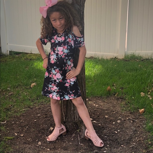 Cold Shoulder Dress The June Floral on Black - Picture 2 of 8